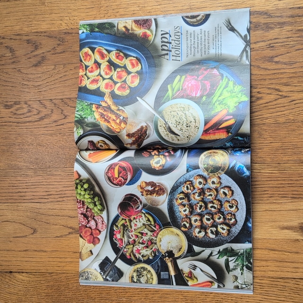 Real Simple Magazine December 2024 All Wrapped Up - Picture 11 of 16